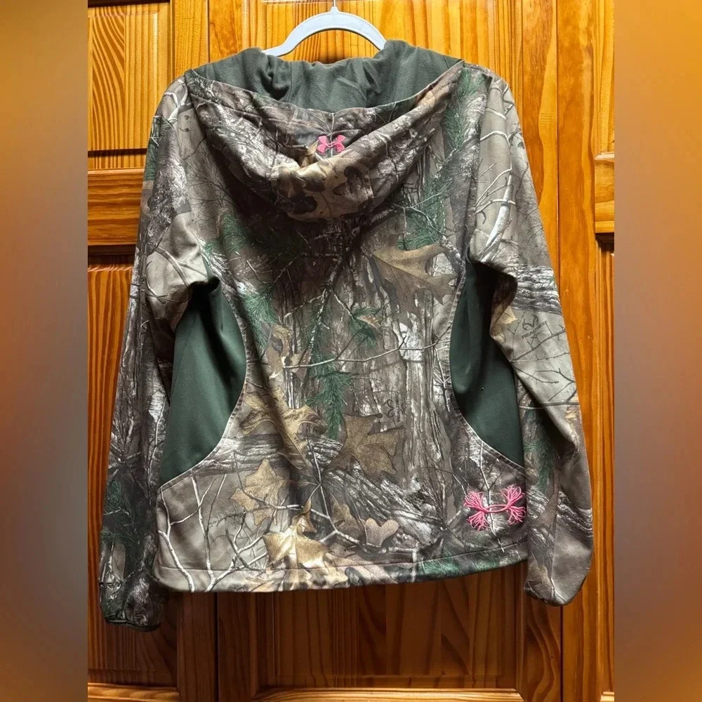 Women’s Under Armour Real Tree Camo Half Zip Jacket - Picture 3 of 3